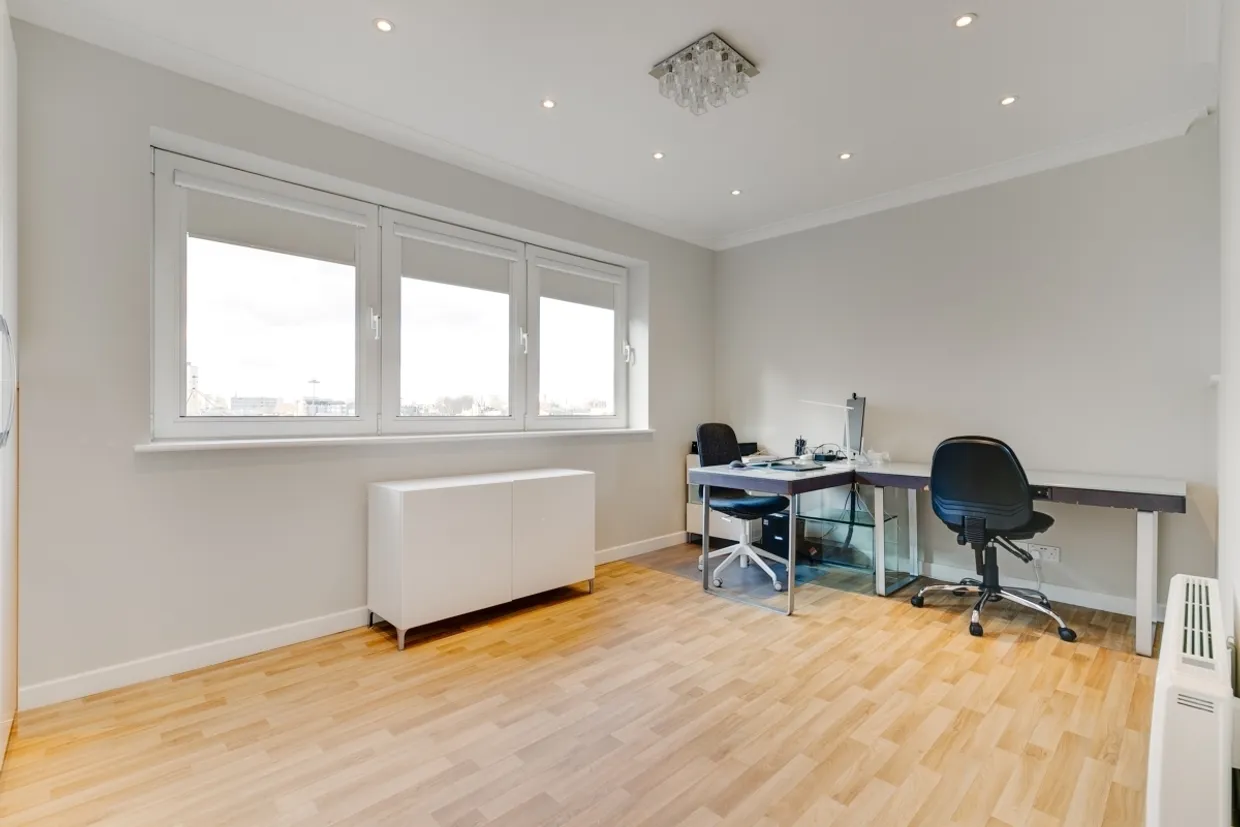 Boardwalk Place, E14 photo 21