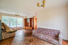 Cannock Close, Maidenhead, SL6 photo 2