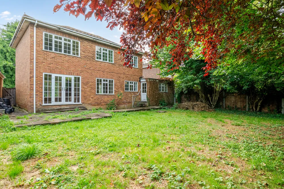 Cannock Close, Maidenhead, SL6 photo 15