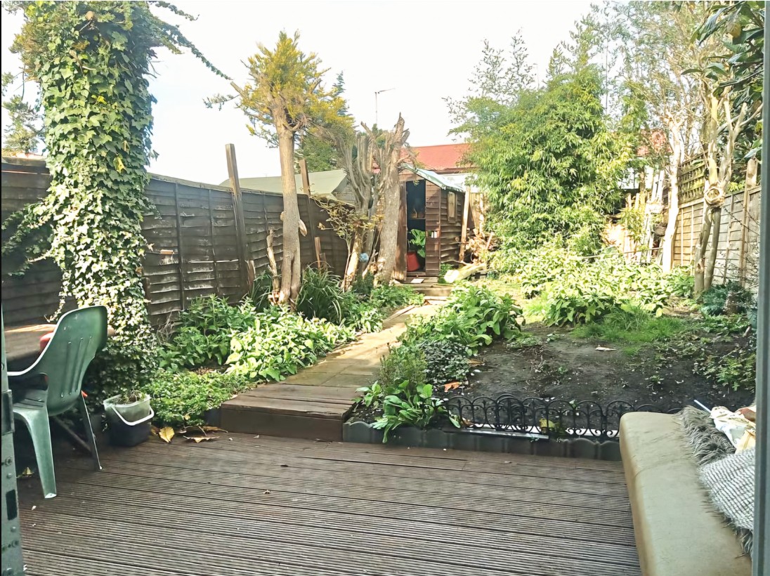 One Bedroom Ground Floor Flat with Garden for Rent  Wallcote Avenue, NW2 Image 9