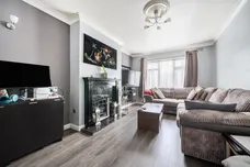 Lyndhurst Gardens, Enfield