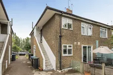 Lyndhurst Gardens, Enfield
