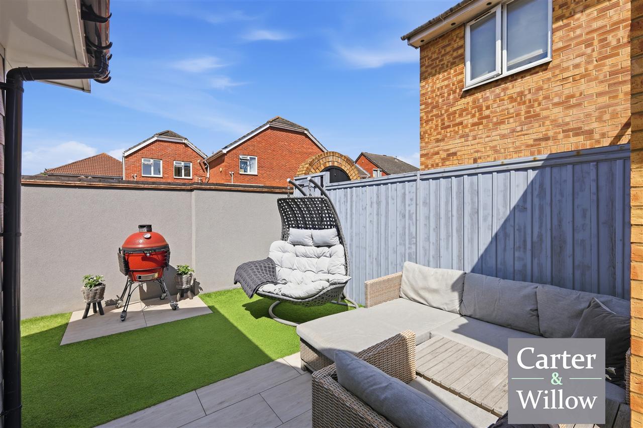 Burdetts Road, Dagenham, Essex Image 25