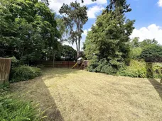 Kemsley Chase, Farnham Royal, SL2 photo 14