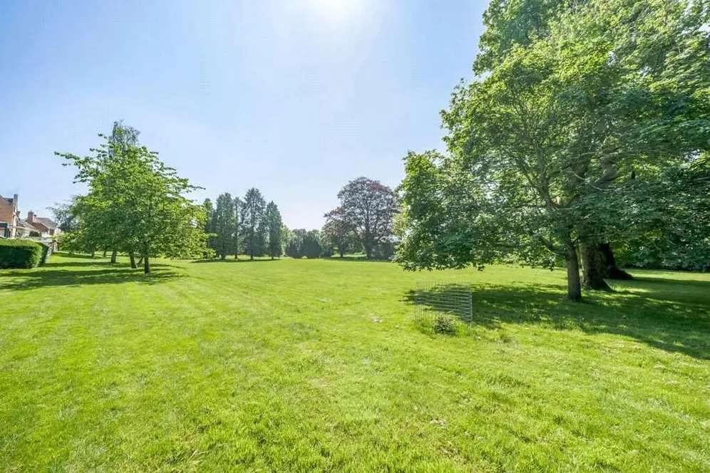Kemsley Chase, Farnham Royal, SL2 photo 16