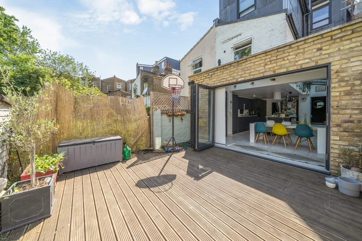 Beaconsfield Road London N15 photo 2