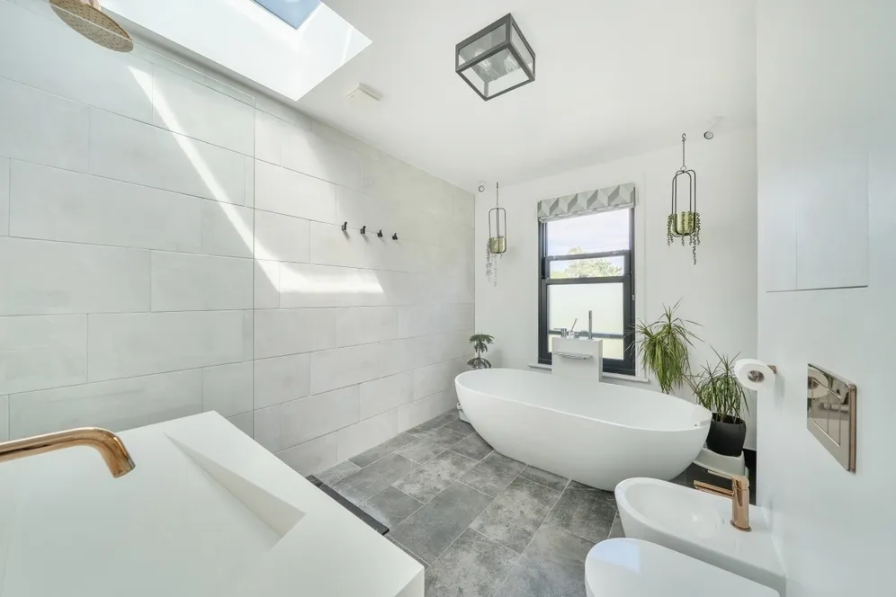 Beaconsfield Road London N15 photo 3