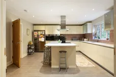 Stembridge Close Newbury RG20 photo 4