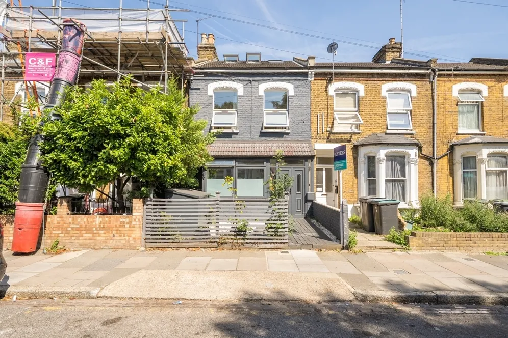 Beaconsfield Road London N15 photo 4