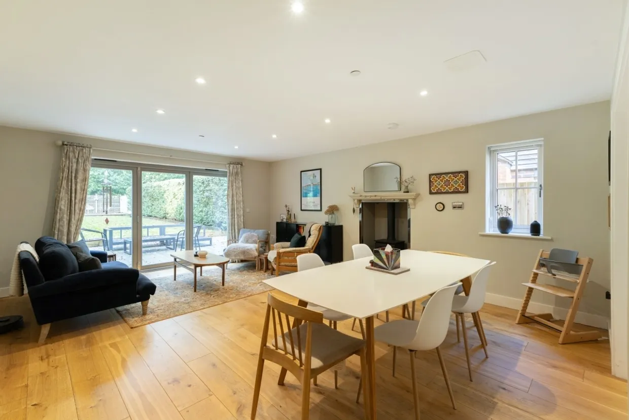 Stembridge Close Newbury RG20 photo 8