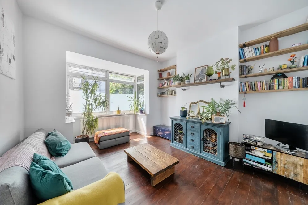 Beaconsfield Road London N15 photo 12