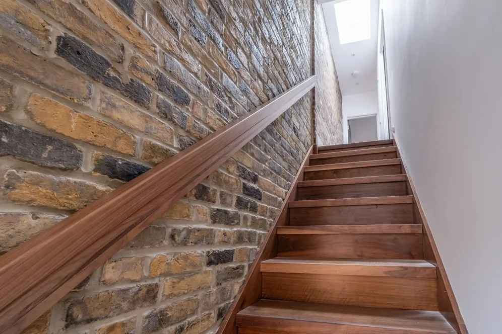 Garratt Lane London SW17 photo 14