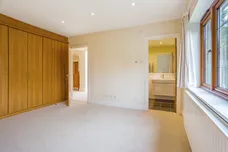 Vicarage Way Gerrards Cross SL9 photo 19