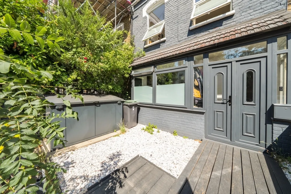 Beaconsfield Road London N15 photo 19