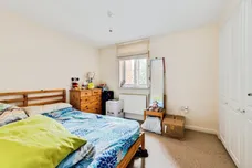 Brunel Crescent, Swindon