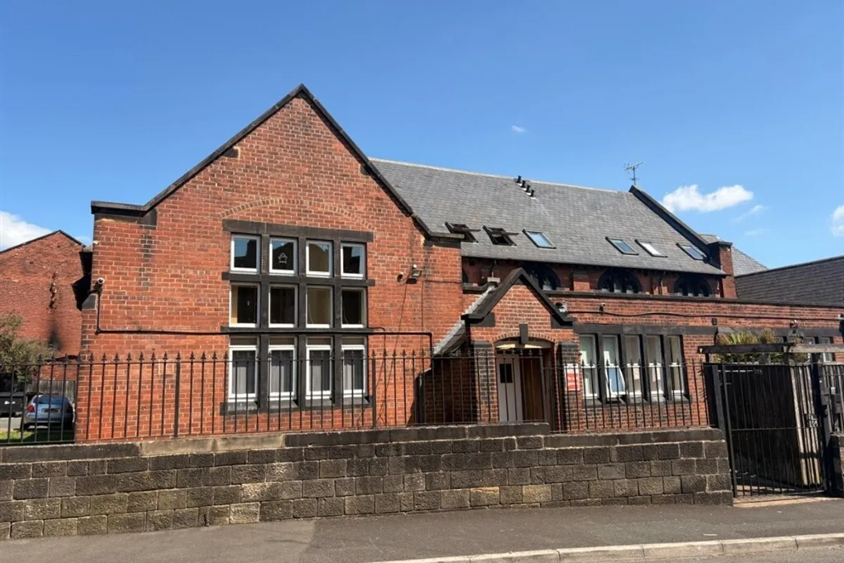 Armley Lodge Road, LEEDS