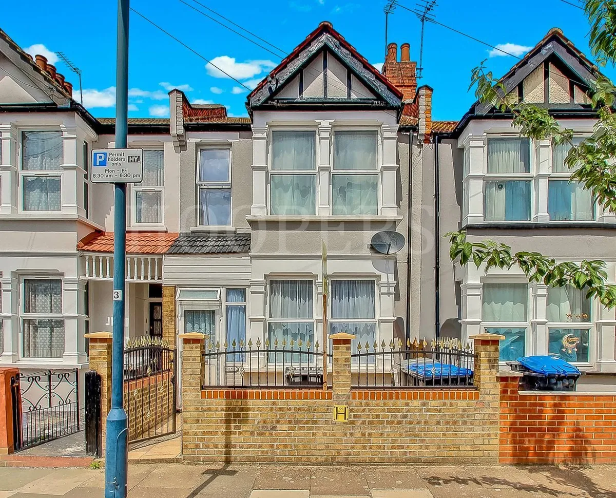 Yewfield Road, London, NW10