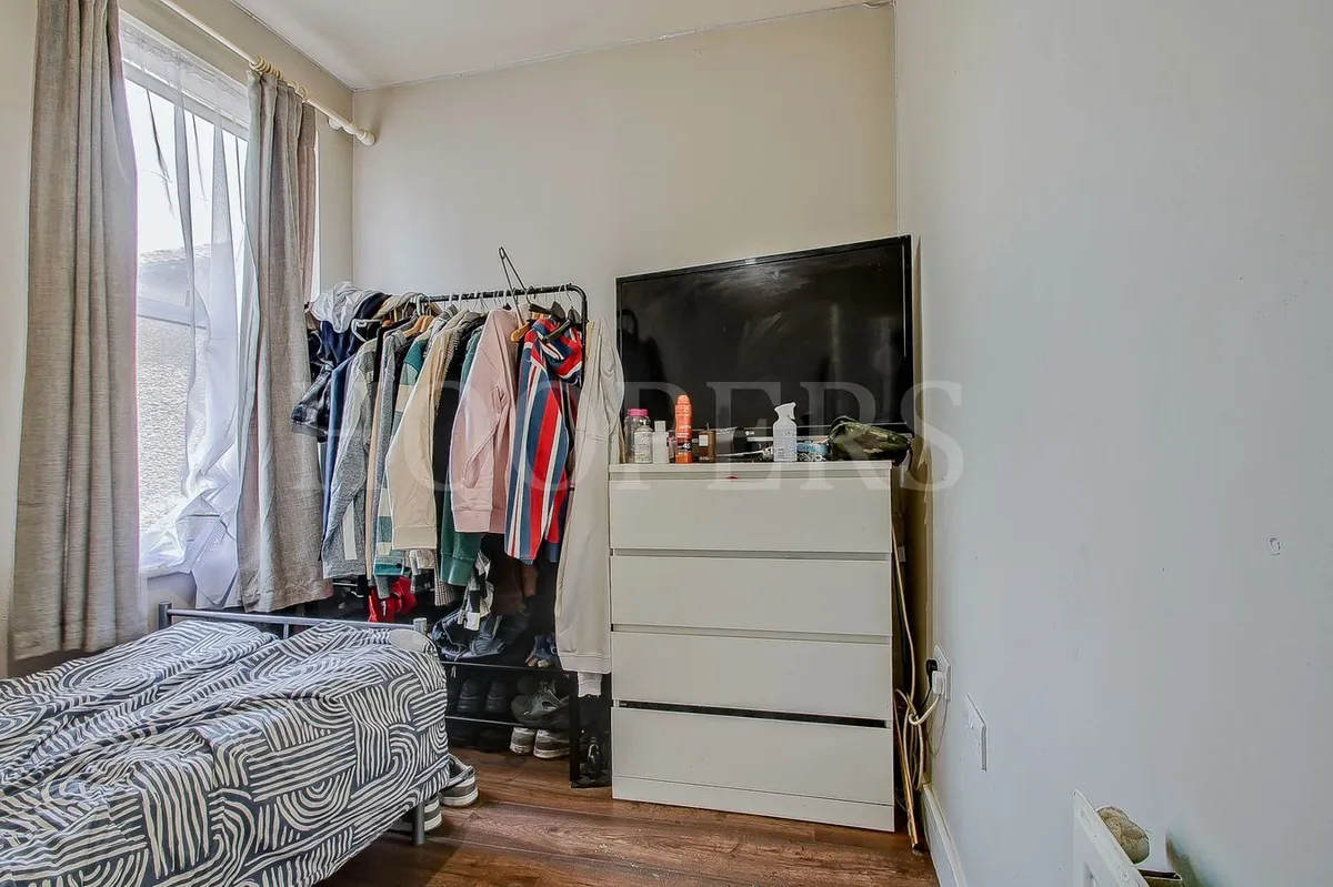 Yewfield Road, London, NW10