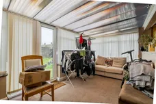 Daniel Close, LANCING