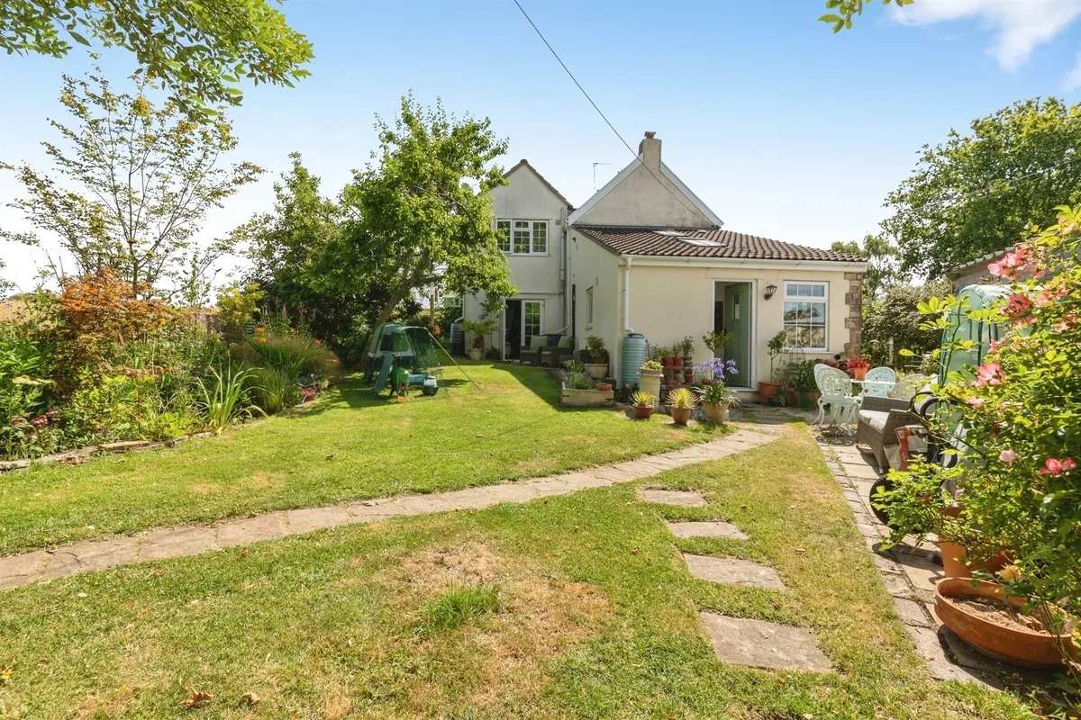 Parkfield Road, Pucklechurch, Bristol