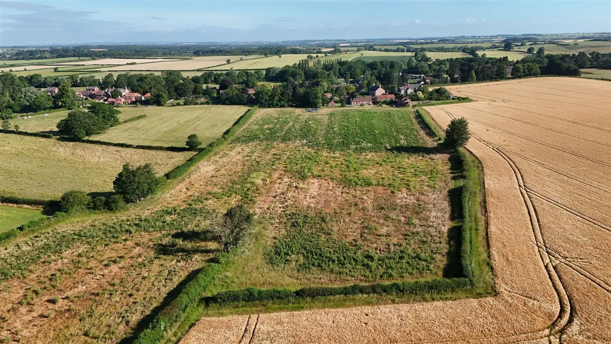 Skirpenbeck, York