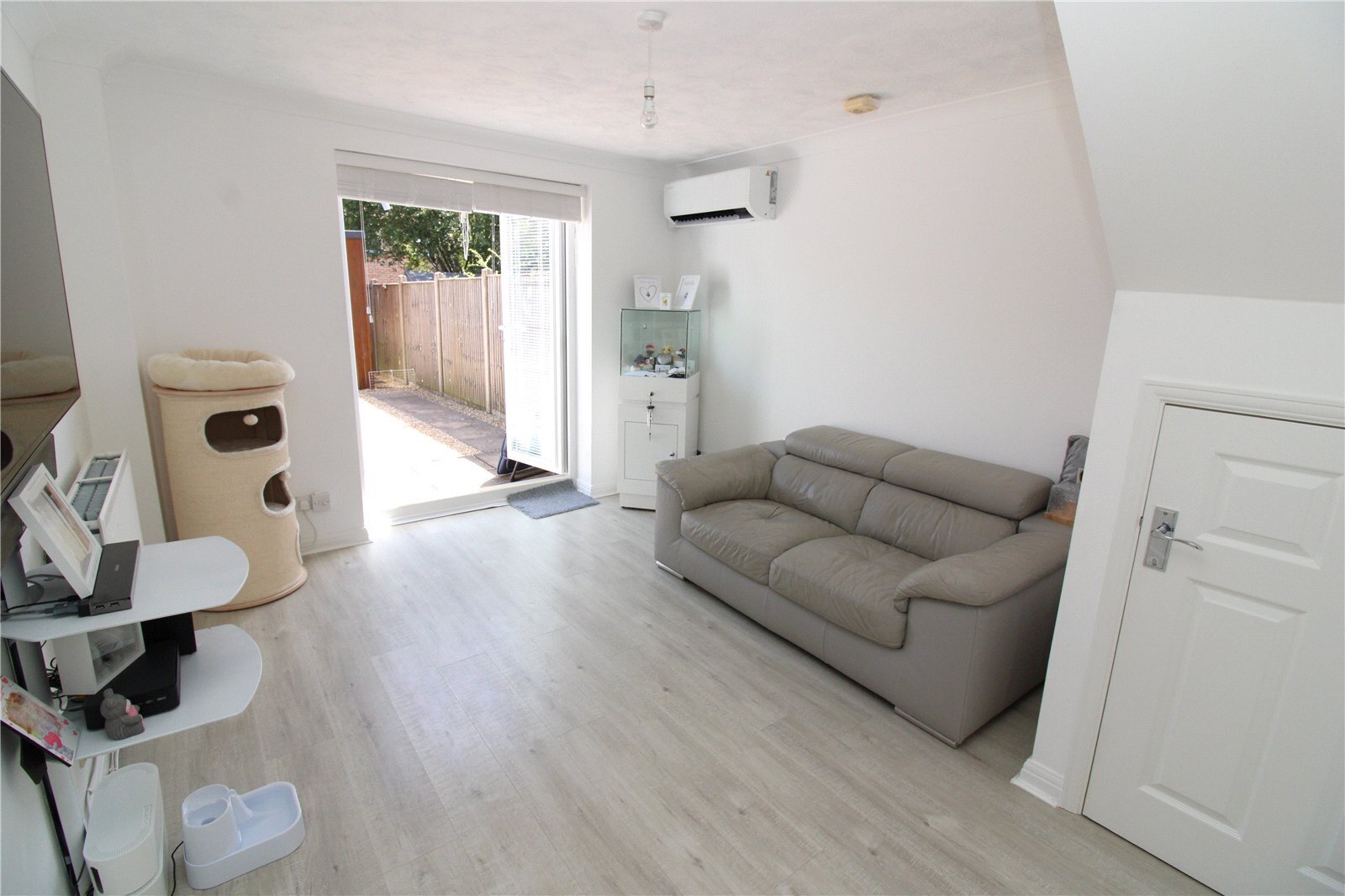 Lovage Road, Fareham, Hampshire, PO15 Image 2