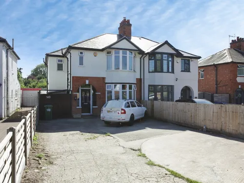 Hillmorton Road, Rugbyphoto