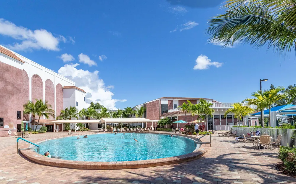 Ventnor Crescent, Deerfield Beach, FL 33442