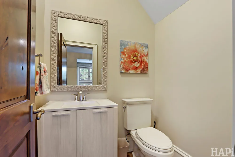 18 ENCLAVE COURT, South Barrington, IL 60010
