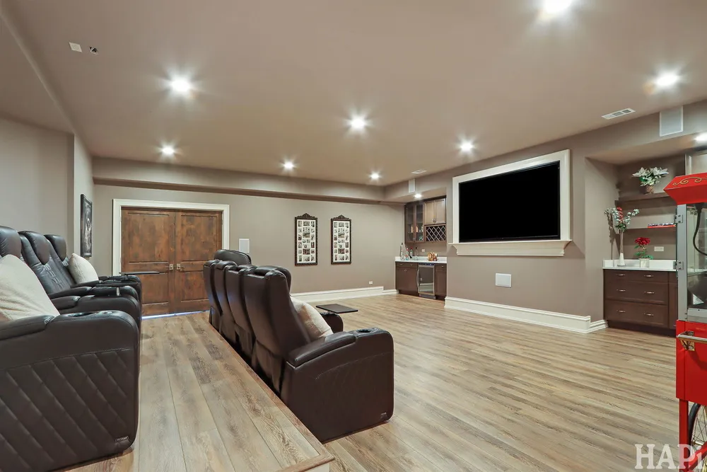 18 ENCLAVE COURT, South Barrington, IL 60010