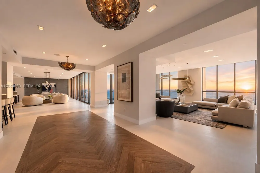5959 Collins Ave, Miami Beach, FL 33140