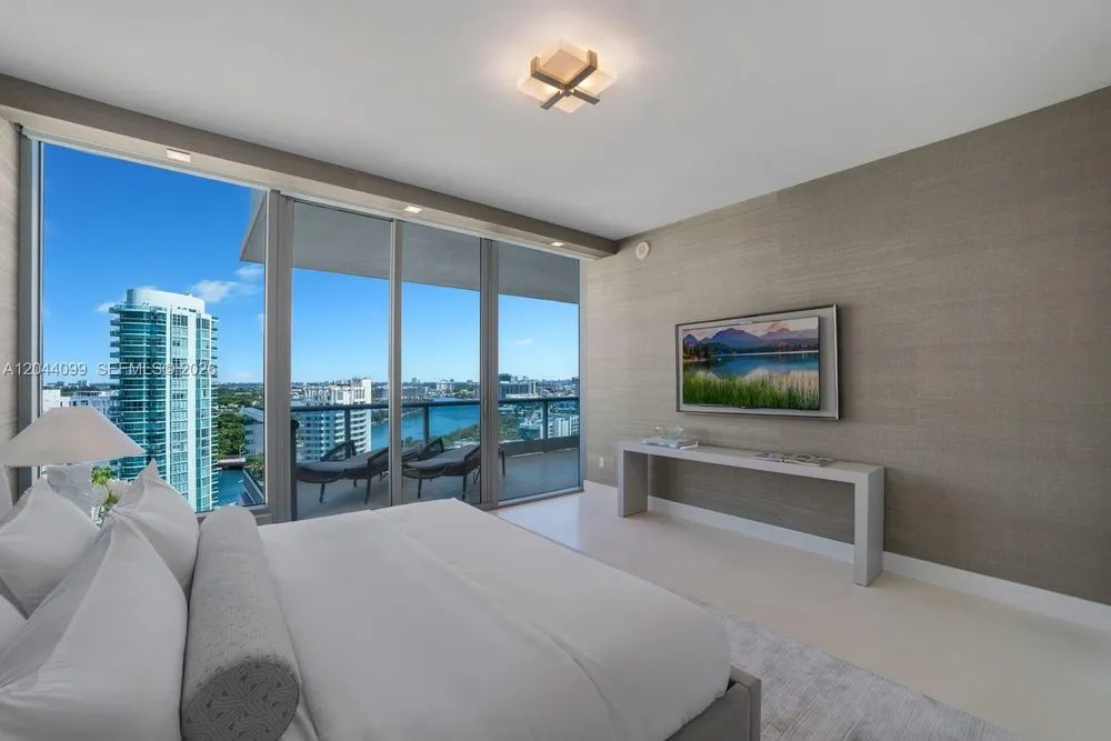 5959 Collins Ave, Miami Beach, FL 33140
