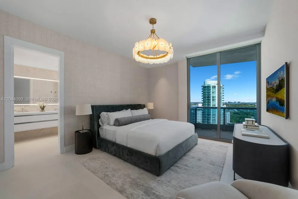 5959 Collins Ave, Miami Beach, FL 33140