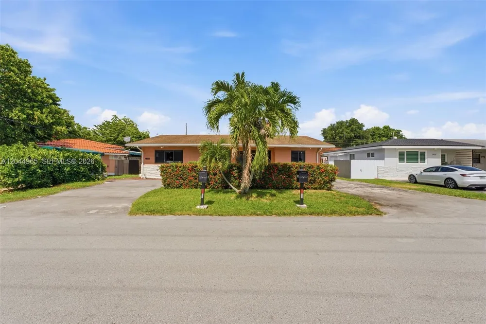 1421 SW 76th Ct, Miami, FL 33144