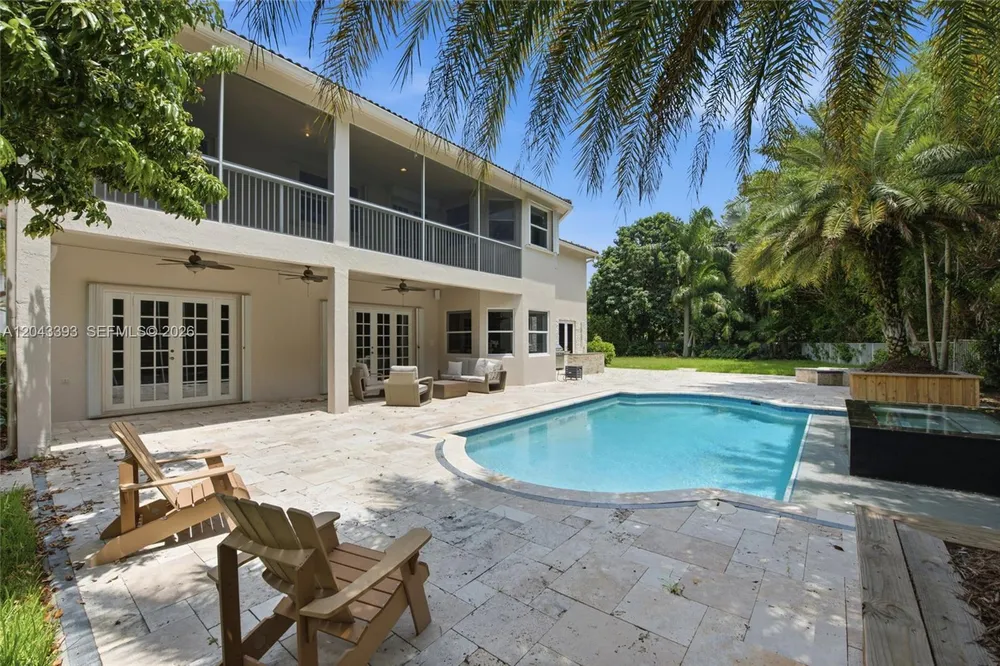 1585 Victoria Isle Way, Weston, FL 33327