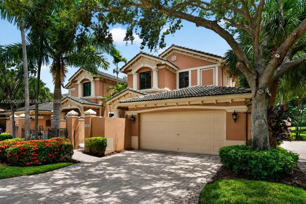 2767 Kinsington Cir, Weston, FL 33332