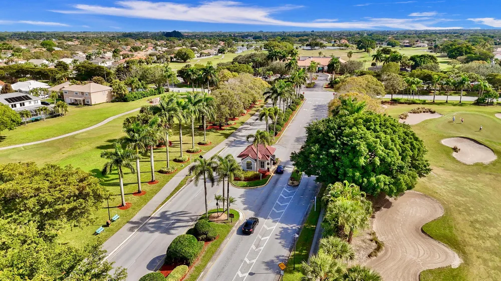 5222 Prairie Dunes Village Circle, Lake Worth Beach, FL 33463