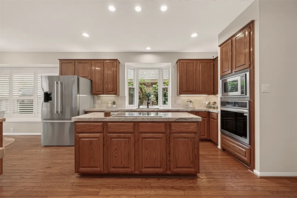 1311 Wickshire Ln, Houston, TX 77043