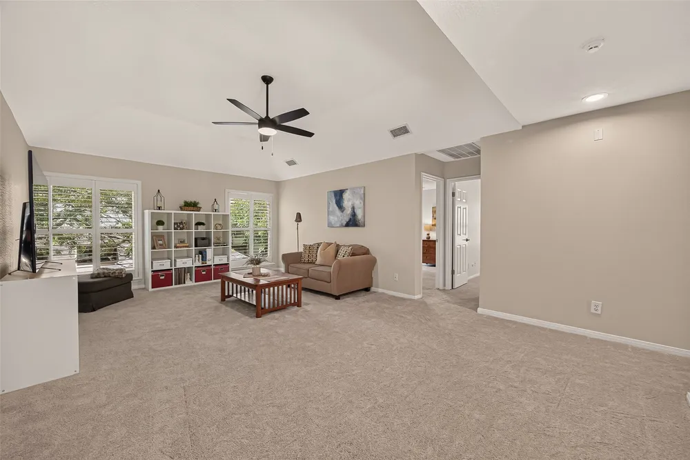 1311 Wickshire Ln, Houston, TX 77043