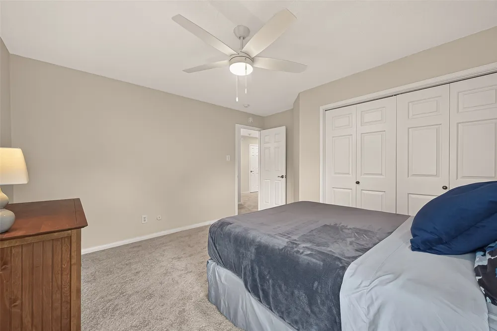 1311 Wickshire Ln, Houston, TX 77043