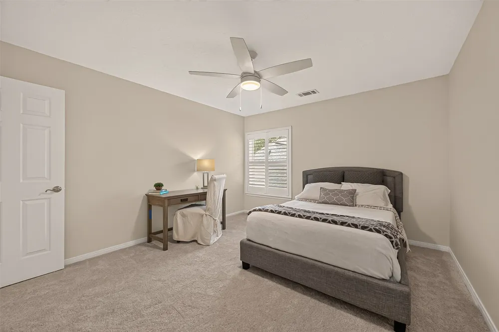 1311 Wickshire Ln, Houston, TX 77043