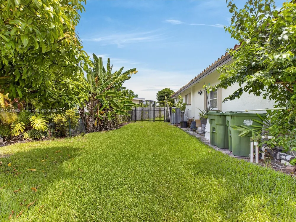 16641 Royal Poinciana Dr, Weston, FL 33326