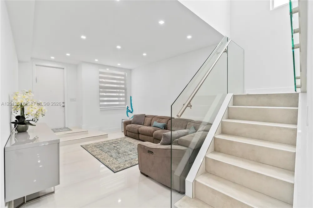 3188 NE 211th Terrace, Aventura, FL 33180