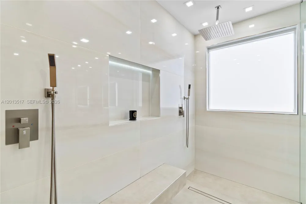 3188 NE 211th Terrace, Aventura, FL 33180