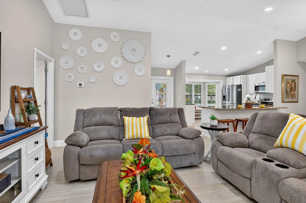 294 NW 42nd Way, Deerfield Beach, FL 33442