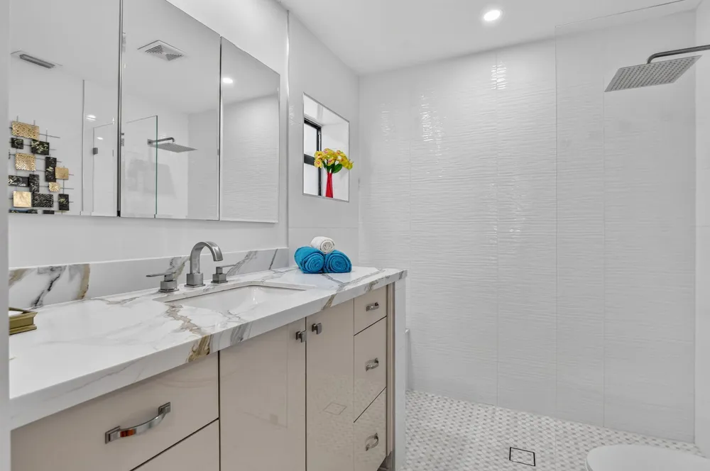 294 NW 42nd Way, Deerfield Beach, FL 33442