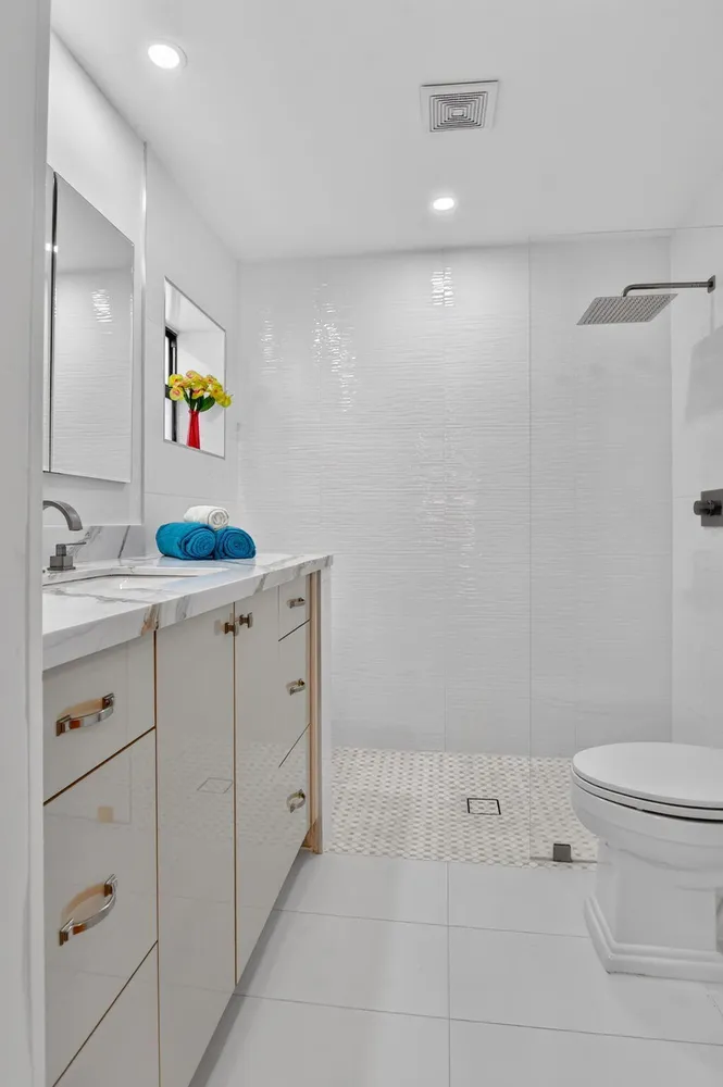294 NW 42nd Way, Deerfield Beach, FL 33442