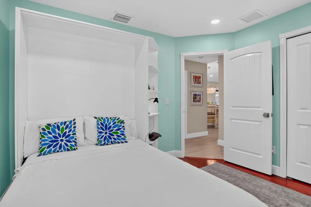 294 NW 42nd Way, Deerfield Beach, FL 33442