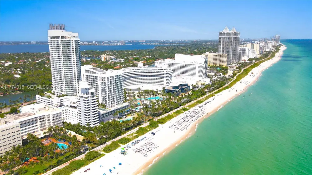 4391 Collins Ave, Miami Beach, FL 33140