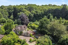 Stodham Lane, Liss, GU33 photo 1